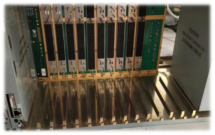 Liquid-cooled chassis with installed modules