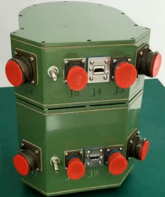 Rugged communication slip ring housing with circular connectors